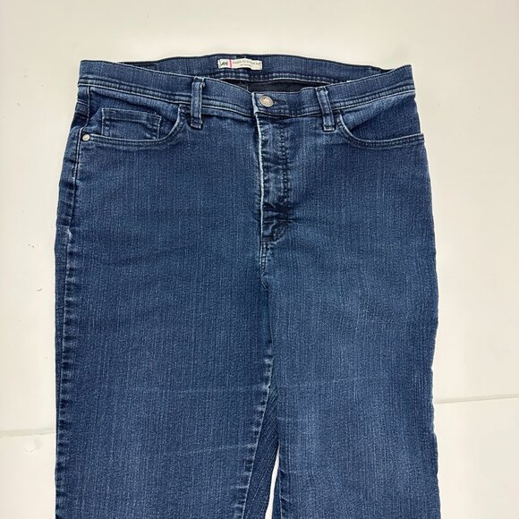 Lee Classic Fit Straight Leg at the waist Women's size 14 Dark Blue Denim Jeans - Picture 2 of 5